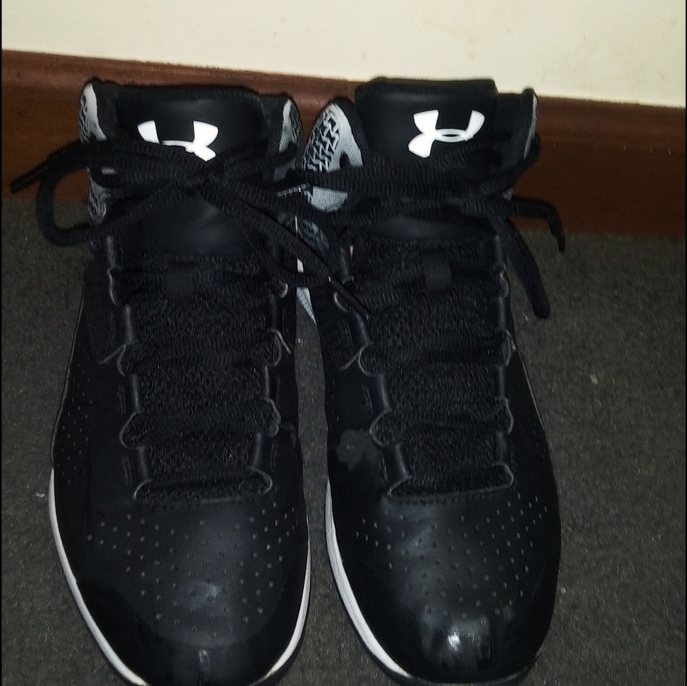 Under armor womens sneakers
